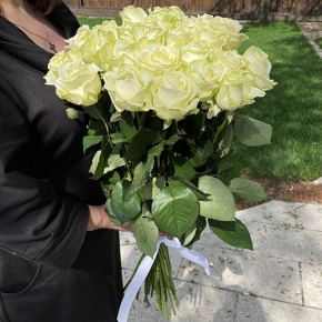 Букет из 21 белой розы (70 см) в Рузе