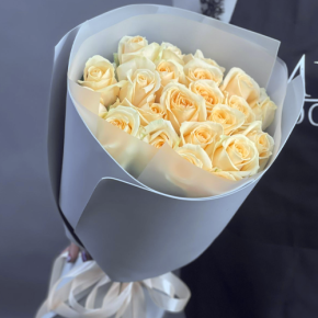 Букет из 25 роз Аваланж (50 см) в Рузе