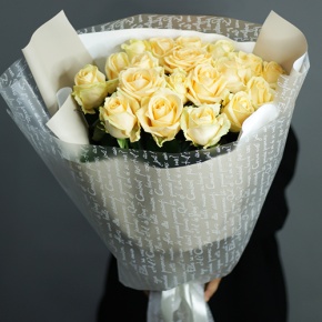 Букет из 19 роз Аваланж (70 см) в Рузе