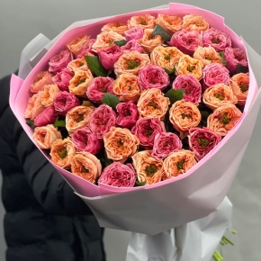 Букет "Лав ю" из 51 пионовидной розы Риджентс парк (60 см) в Рузе