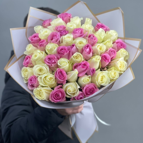Букет из 51 розы микс  (40 см) в Рузе