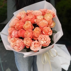 Букет из 23 пионовидных роз Эквадор сорта Кахала (60см) в Рузе