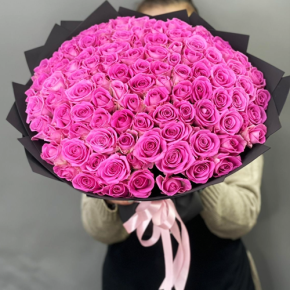 Букет 101 розовой розы Кения (40 см) в Рузе