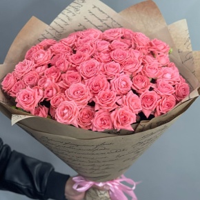 Букет из 15 кустовых коралловых роз (60 см) в Рузе