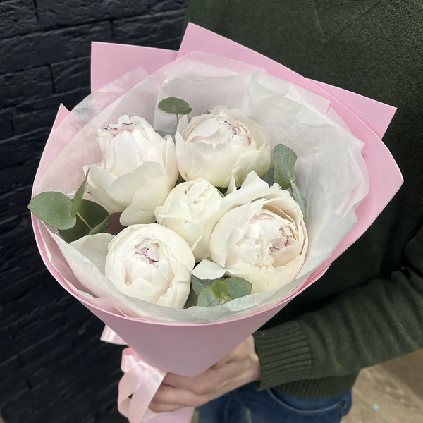 Букет из 5 пионов Одиле "Пломбир" в Рузе