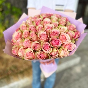 Букет 51 роза Бэлла Роса (40 см) в Рузе