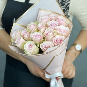 Букет из 15 пудровых роз Кения (40 см) в Рузе
