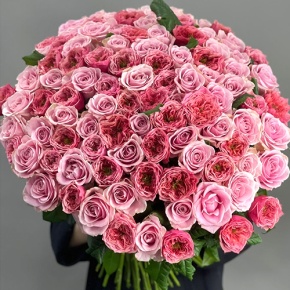 Нежный букет из 101 розы Риджентс парк и Аваланж микс  (70 см) в Рузе