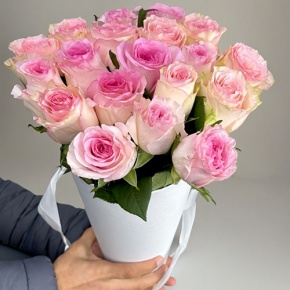 Букет из 21 розы Кения в конусе в Рузе