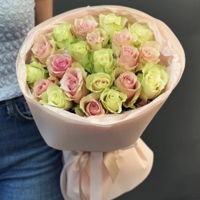 Букет из 21 нежной розы (40 см) в Рузе