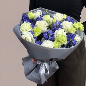 Букет из ароматных гиацинтов и эустом в Рузе