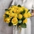 Букет из 25 лимонных роз с рускусом (40 см) в Рузе Букет из 25 лимонных роз с рускусом (40 см) в Рузе